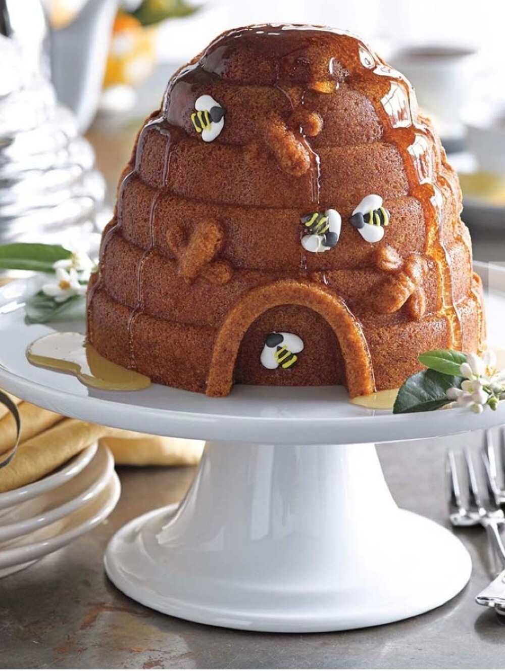 Nordic Ware Beehive Cake Pan 🐝